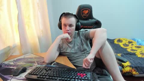 iliaskris online show from October 17, 2025, 5:32 am