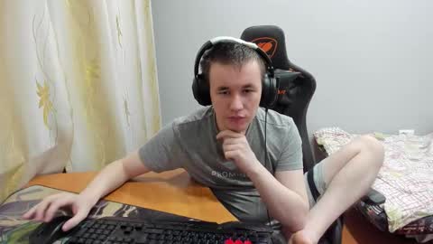 iliaskris online show from November 12, 2025, 12:55 am