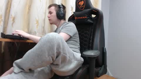 lord online show from November 25, 2025, 3:23 pm