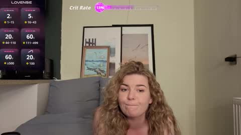 Snapshot of illuminea chatting on December 17, 2025, 7:09 pm Jenny online show from December 17, 2025, 7:09 pm