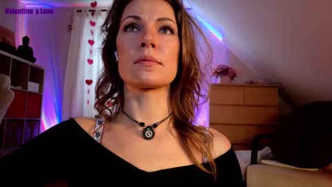 Snapshot of ilucyme chatting on February 15, 2025, 2:00 pm ilucyme online show from February 15, 2025, 2:00 pm