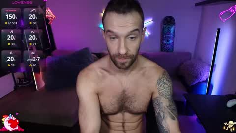 Snapshot of ilyafriend chatting on November 1, 2025, 8:33 pm Ilya online show from November 1, 2025, 8:33 pm