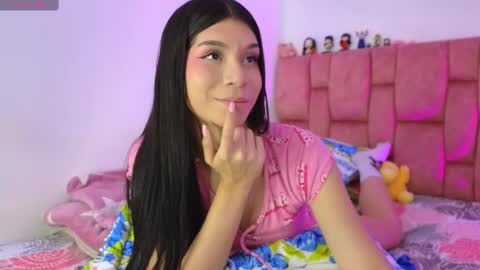 Snapshot of im__isabella chatting on February 26, 2025, 2:48 am Isa Vasquez online show from February 26, 2025, 2:48 am