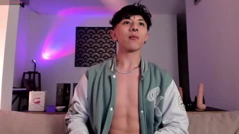 IM  THOMAS online show from November 13, 2025, 7:18 am