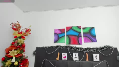 Angela online show from December 24, 2024, 3:47 pm