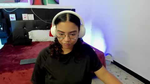 Angela online show from February 26, 2025, 2:37 am