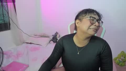 Angela online show from September 26, 2025, 2:04 am