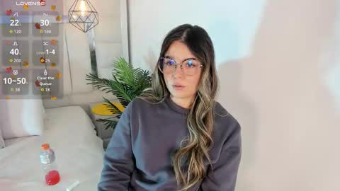 Snapshot of im_dalhia chatting on October 29, 2025, 11:17 pm DAHLIA online show from October 29, 2025, 11:17 pm