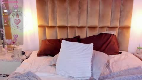 Anna  online show from December 28, 2024, 5:57 pm