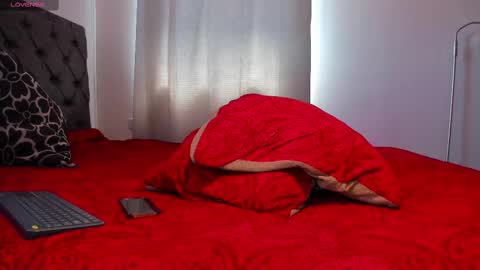 Snapshot of im_jean94xxx chatting on February 16, 2025, 6:21 pm Jean John online show from February 16, 2025, 6:21 pm