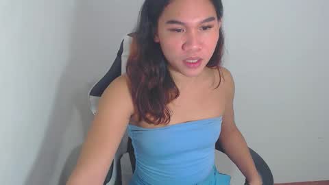 im_love_one69 online show from November 1, 2025, 9:50 pm