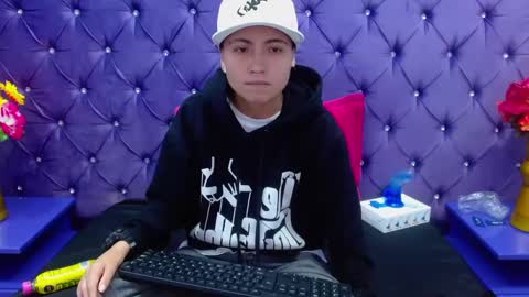 Snapshot of im_mathias chatting on January 11, 2025, 2:52 am mathias online show from January 11, 2025, 2:52 am