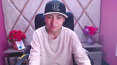 Snapshot of im_mathias chatting on February 6, 2025, 3:06 am mathias online show from February 6, 2025, 3:06 am