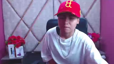 Snapshot of im_mathias chatting on February 7, 2025, 1:58 am mathias online show from February 7, 2025, 1:58 am