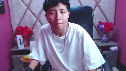 Snapshot of im_mathias chatting on February 7, 2025, 4:59 am mathias online show from February 7, 2025, 4:59 am