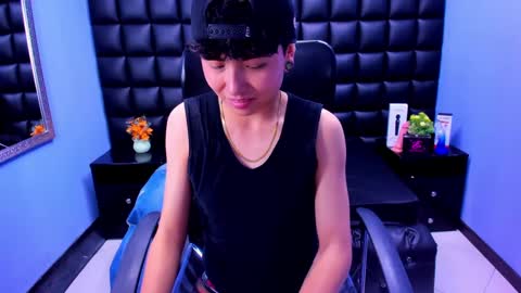 Snapshot of im_mathias chatting on September 13, 2025, 8:30 pm mathias online show from September 13, 2025, 8:30 pm