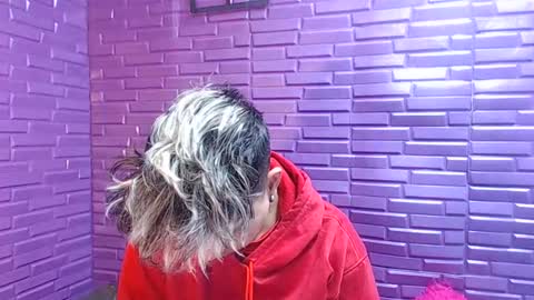 im_milan_rs online show from January 20, 2025, 7:15 am