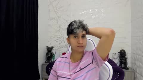 im_milan_rs online show from February 13, 2025, 4:00 am