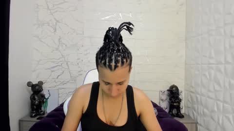 im_milan_rs online show from February 26, 2025, 12:16 am