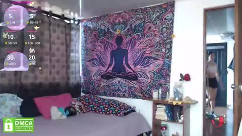 Cutie pie online show from October 23, 2025, 1:54 pm