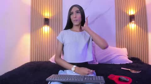 Snapshot of im_tammy_lynn chatting on October 16, 2025, 12:06 pm TAMMY online show from October 16, 2025, 12:06 pm
