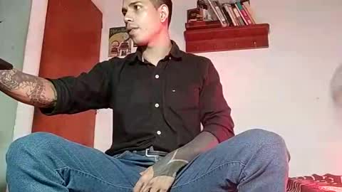 im_taylor24 online show from November 14, 2025, 6:50 pm