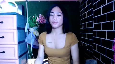 Snapshot of im_urlovergirlxxx chatting on November 13, 2025, 4:55 am Hii love online show from November 13, 2025, 4:55 am