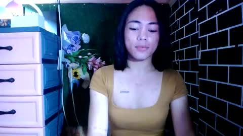 Snapshot of im_urlovergirlxxx chatting on November 13, 2025, 5:12 pm Hii love online show from November 13, 2025, 5:12 pm