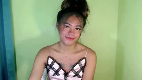 Snapshot of im_yourfairyannaxx chatting on February 6, 2025, 2:04 pm im_yourfairyannaxx online show from February 6, 2025, 2:04 pm