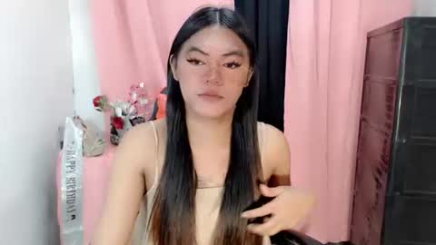 Snapshot of im_yourfairyannaxx chatting on October 12, 2025, 8:24 am im_yourfairyannaxx online show from October 12, 2025, 8:24 am