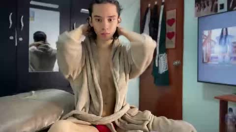 Colton Alvin Independent model online show from September 12, 2025, 9:15 pm