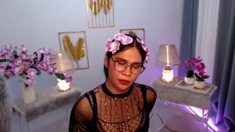 Snapshot of imdestined_foryou chatting on December 21, 2024, 3:25 am Ashley online show from December 21, 2024, 3:25 am