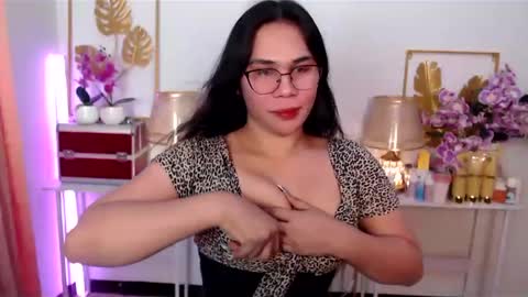 Snapshot of imdestined_foryou chatting on January 14, 2025, 7:11 pm Ashley online show from January 14, 2025, 7:11 pm