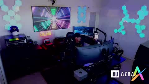 Snapshot of imdjazra chatting on January 12, 2025, 4:40 pm DJ Azra online show from January 12, 2025, 4:40 pm