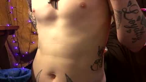 Snapshot of imglorious1 chatting on January 29, 2025, 10:32 pm JJ online show from January 29, 2025, 10:32 pm