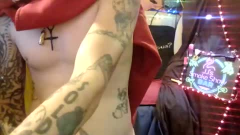 Snapshot of imglorious1 chatting on February 5, 2025, 7:10 pm JJ online show from February 5, 2025, 7:10 pm