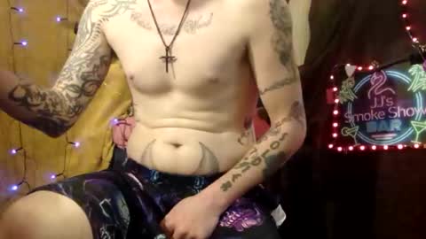 Snapshot of imglorious1 chatting on February 11, 2025, 5:37 am JJ online show from February 11, 2025, 5:37 am