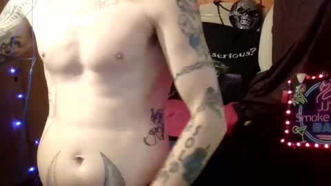 Snapshot of imglorious1 chatting on February 12, 2025, 2:14 am JJ online show from February 12, 2025, 2:14 am