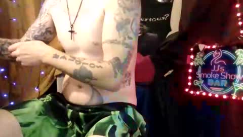 Snapshot of imglorious1 chatting on February 13, 2025, 11:39 am JJ online show from February 13, 2025, 11:39 am