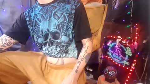 Snapshot of imglorious1 chatting on September 19, 2025, 4:25 am JJ online show from September 19, 2025, 4:25 am