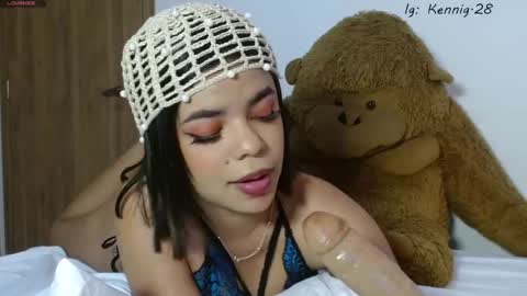 Snapshot of imkenia28 chatting on September 9, 2025, 5:34 pm Kenia 3 online show from September 9, 2025, 5:34 pm