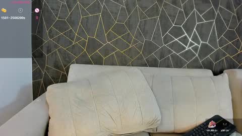 Snapshot of imkrystall chatting on February 4, 2025, 11:38 pm Krystall online show from February 4, 2025, 11:38 pm