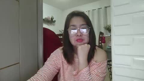 Immaculate02 online show from November 16, 2025, 3:39 pm