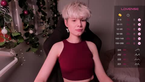 Snapshot of imnotmia chatting on December 10, 2024, 5:11 pm Mia online show from December 10, 2024, 5:11 pm