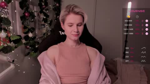 Snapshot of imnotmia chatting on December 22, 2024, 5:42 pm Mia online show from December 22, 2024, 5:42 pm