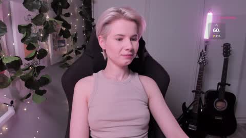 Snapshot of imnotmia chatting on February 3, 2025, 10:03 am Mia online show from February 3, 2025, 10:03 am