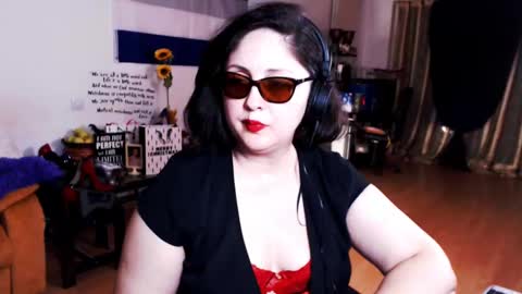 Snapshot of imperatrizasado chatting on December 6, 2024, 9:35 pm Empress online show from December 6, 2024, 9:35 pm
