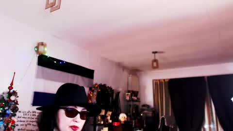 Snapshot of imperatrizasado chatting on December 24, 2024, 10:39 pm Empress online show from December 24, 2024, 10:39 pm