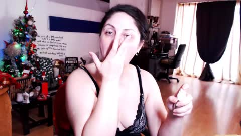 Snapshot of imperatrizasado chatting on January 30, 2025, 1:42 pm Empress online show from January 30, 2025, 1:42 pm