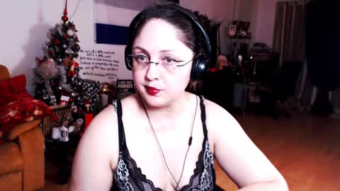 Snapshot of imperatrizasado chatting on January 31, 2025, 8:12 pm Empress online show from January 31, 2025, 8:12 pm